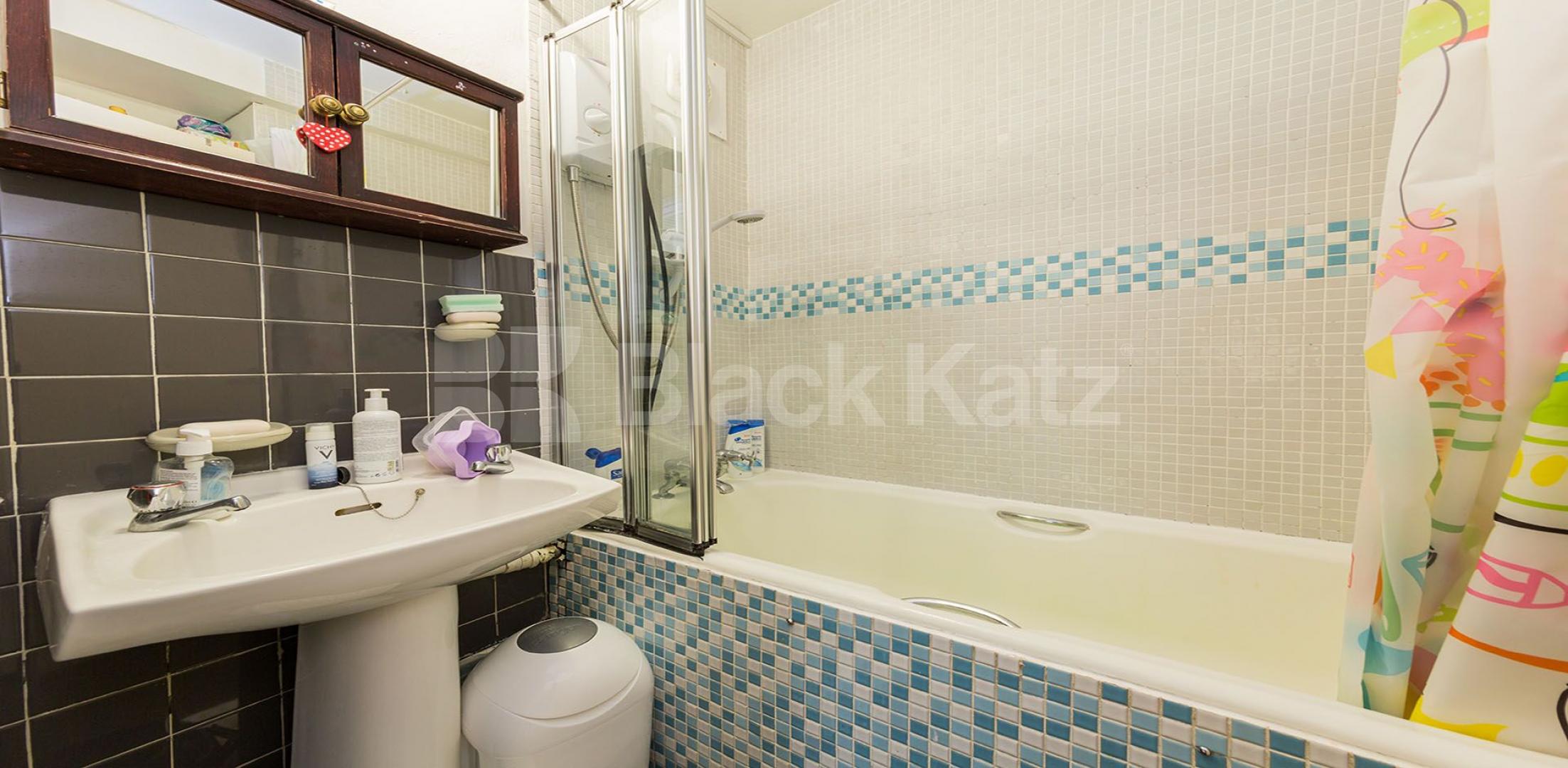 			New Instruction! , 2 Bedroom, 1 bath, 1 reception Apartment			 Stanhope Road, Crouch End / Highgate